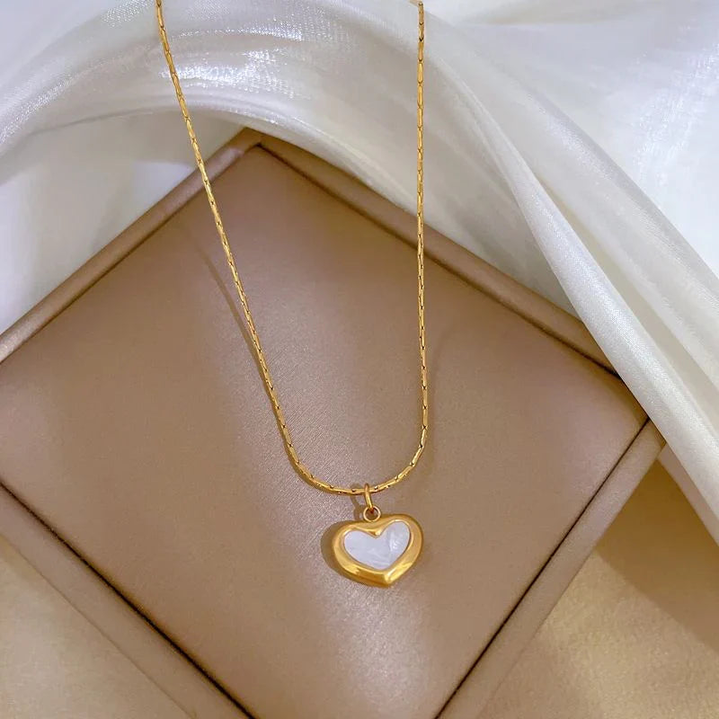 Mother of Pearl Heart Pendant Necklace