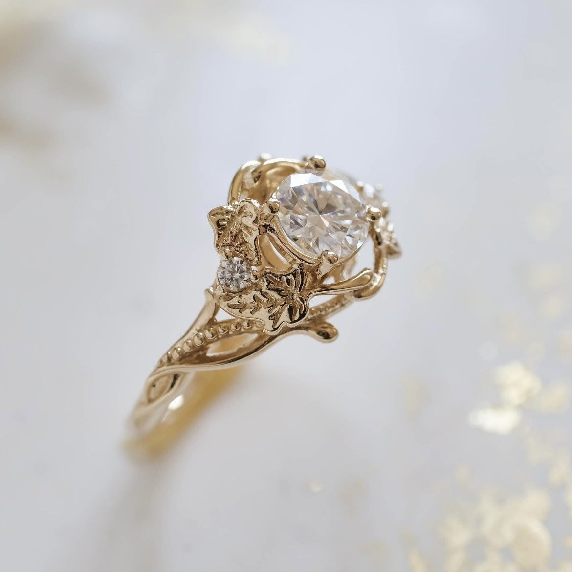 Lady's Simple Brushed Elegance Ring